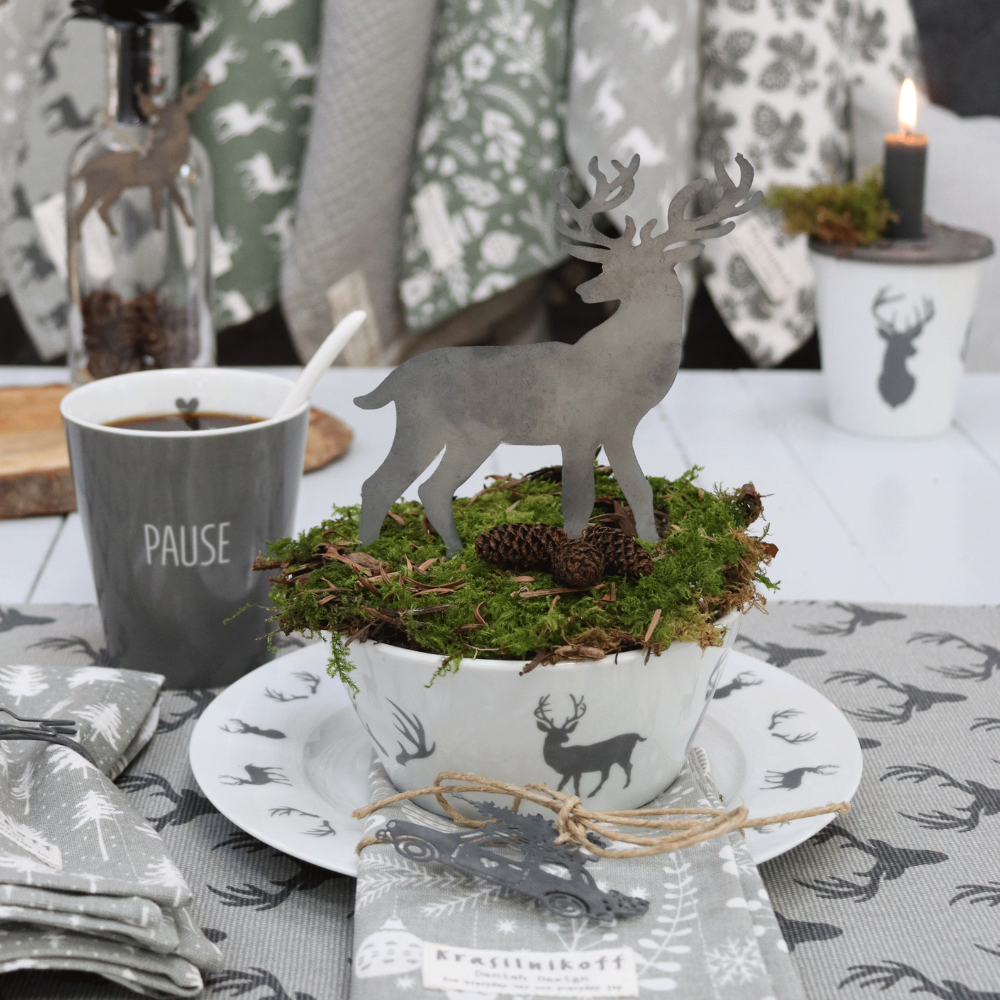 KRASILNIKOFF Hirschstecker / deer on stick
