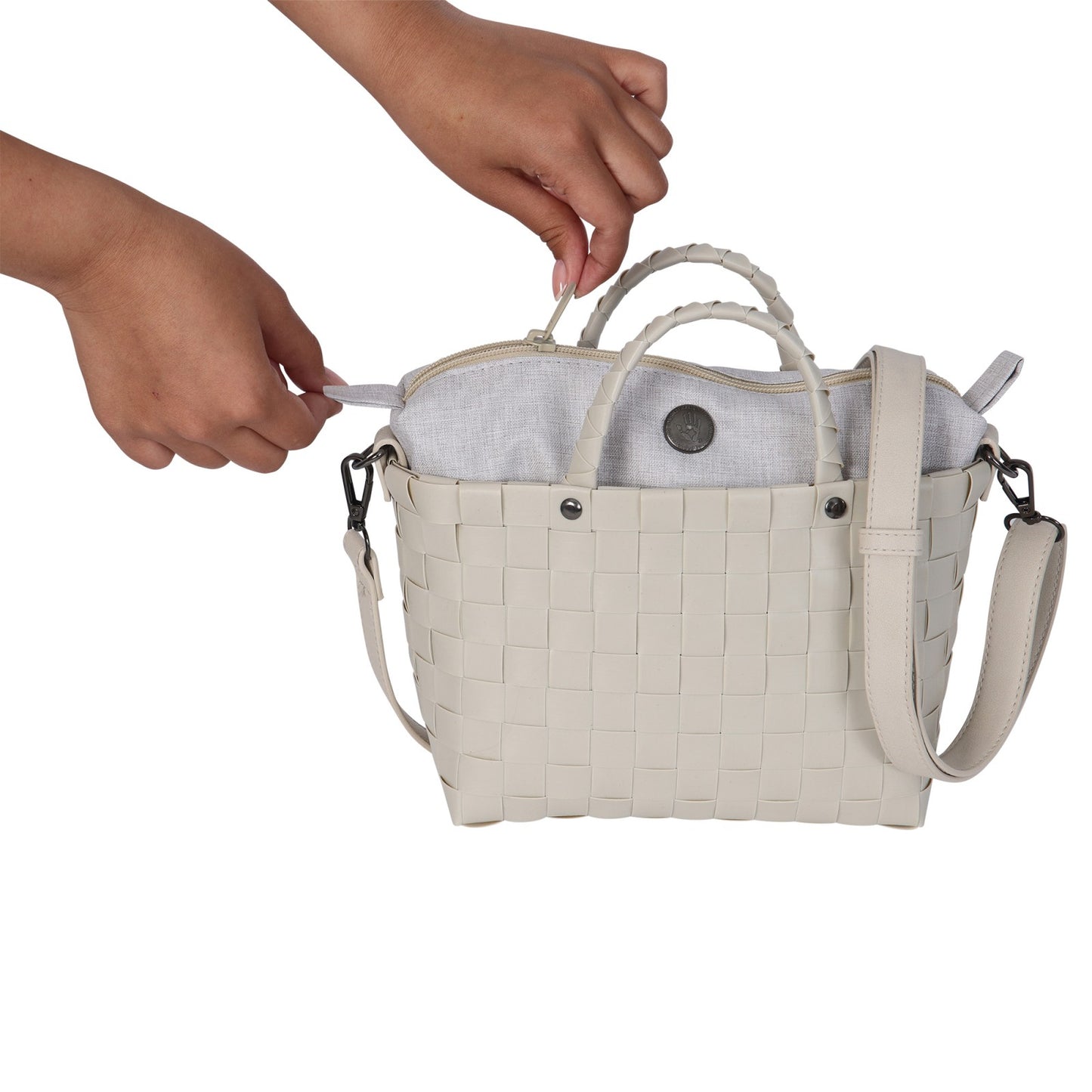 HANDED BY "Dash" handbag, crossbody bag with PU shoulder strap and zip closure size XS / "Dash" Handtasche, Crossbodytasche mit Kunstleder-Schulterriehmen und Reißverschluss Gr. XS