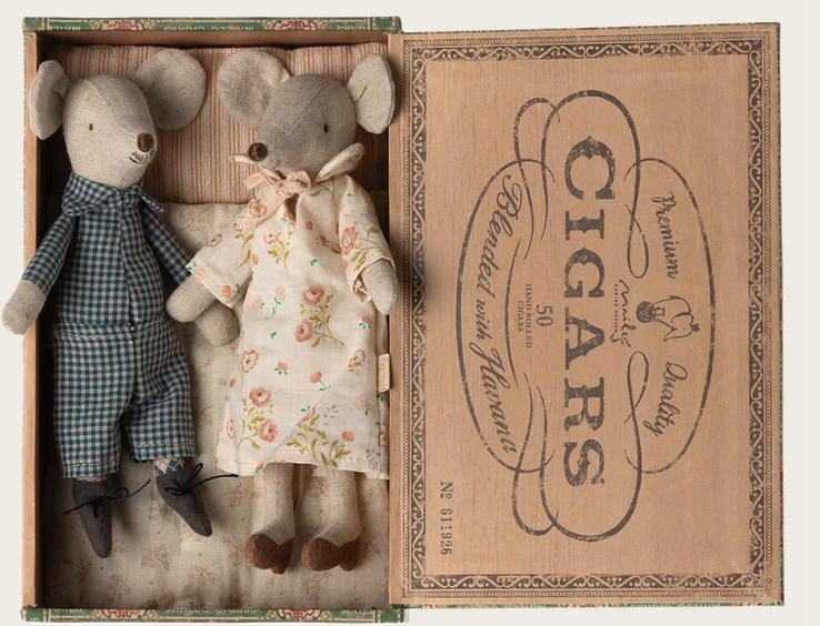 MAILEG Oma und Opa Mäuse in Box