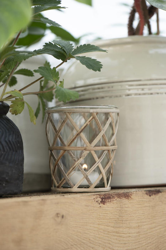IB LAURSEN Kerzenhalter für Teelicht mit Bambusgeflecht
