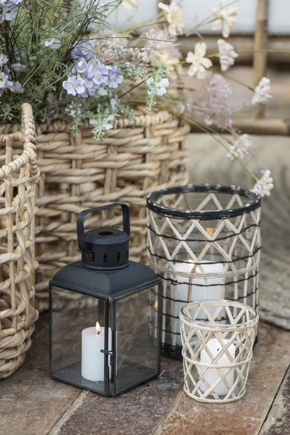 IB LAURSEN Kerzenhalter für Teelicht mit Bambusgeflecht